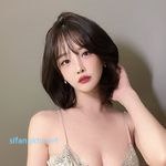 【2023-09-22】TikTok addicted woman